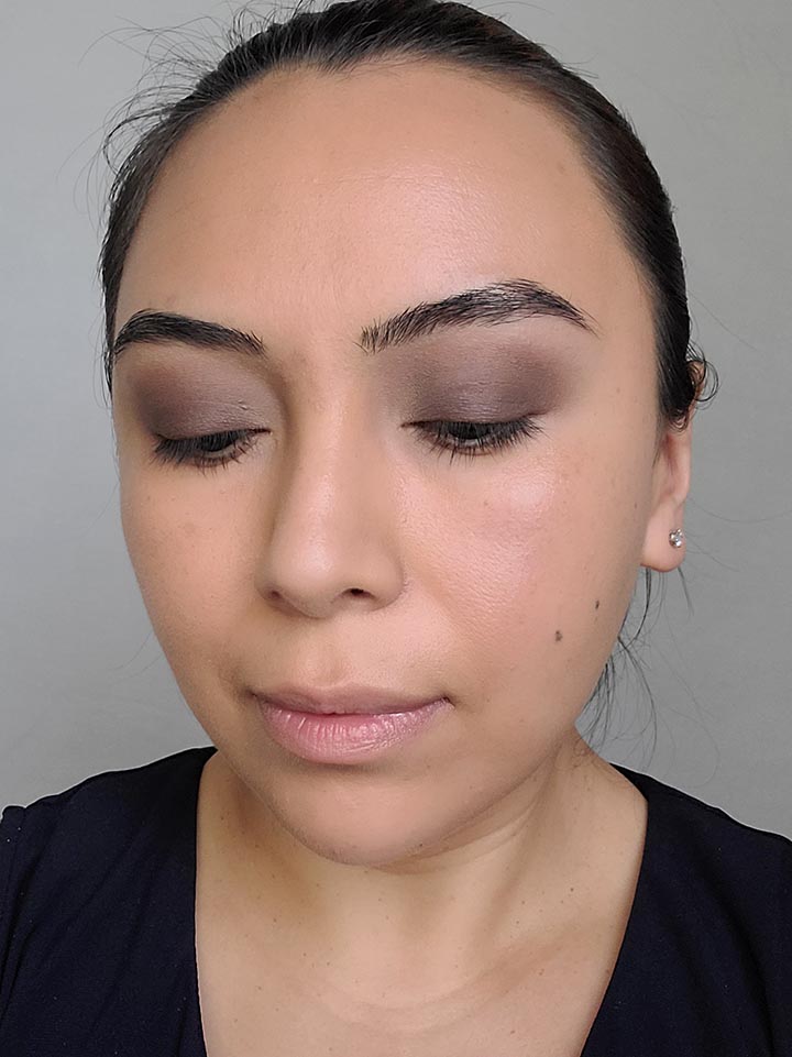 Wedding guest makeup eye inner corner and brow bone